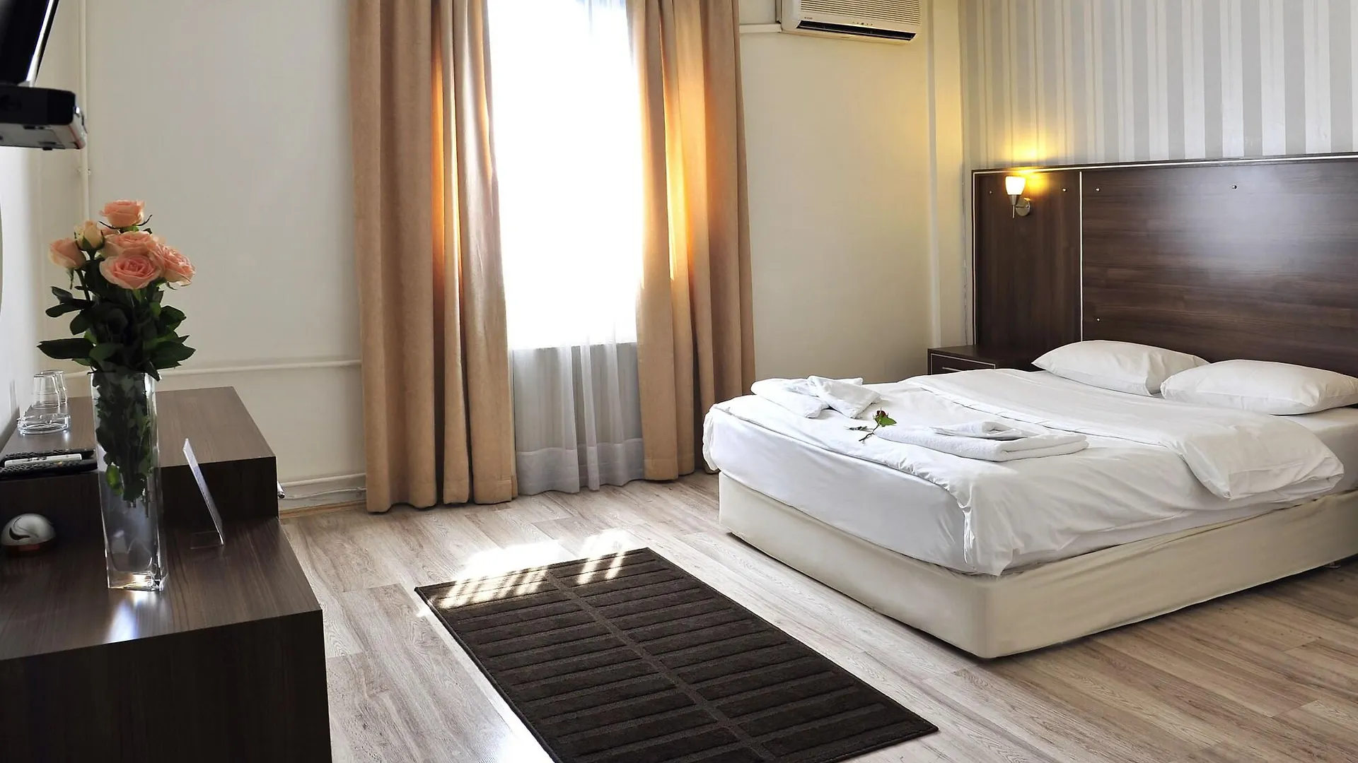 Tanik Hotel Izmir
